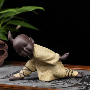 NEWQZ Chinese Kung Fu Monks Figurine Home Decor, Ceramic Statues Ornaments Living Room Decoration