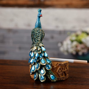 Creative Retro Resin Ashtray with Peacock Model Smoking Accessories Crafts Desktop Decoration
